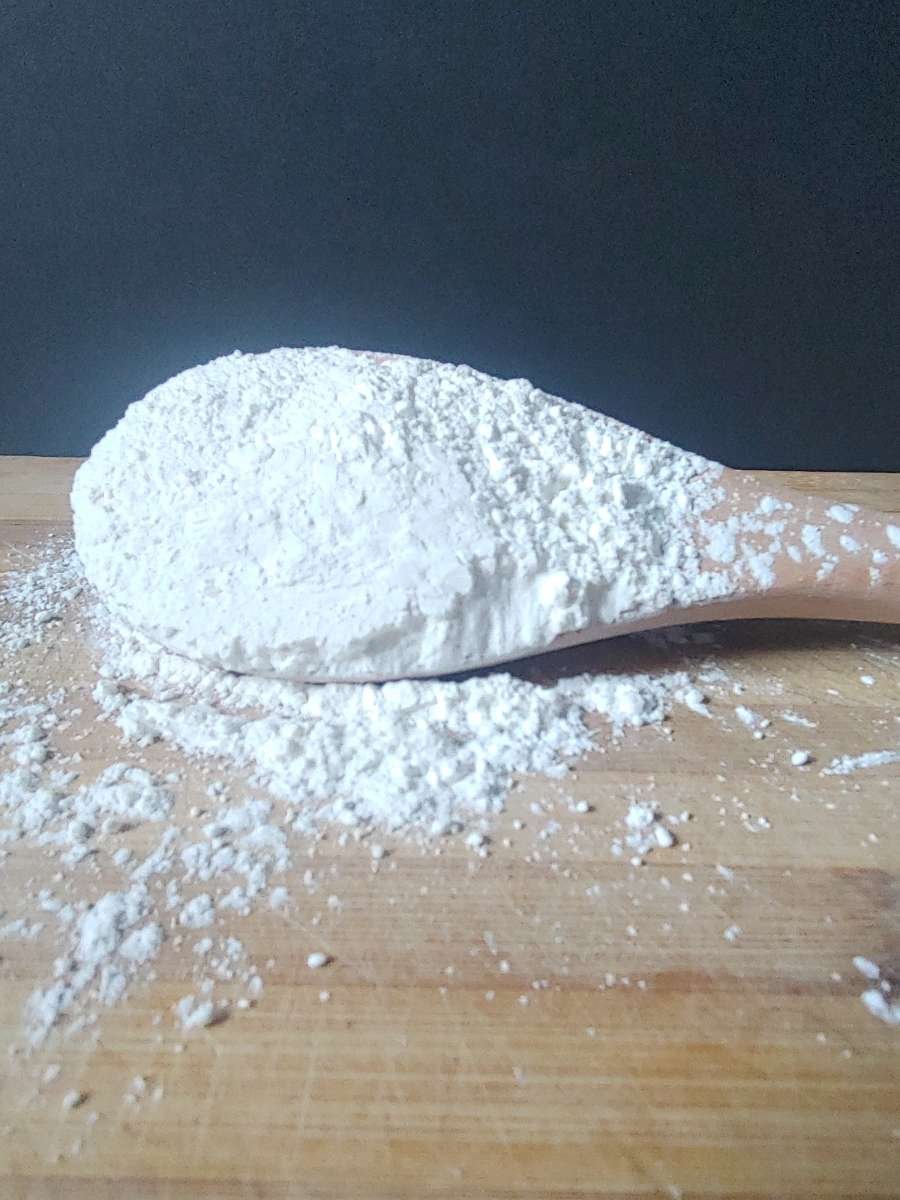 10 best cornstarch substitutes for thickening sauce according to chefs