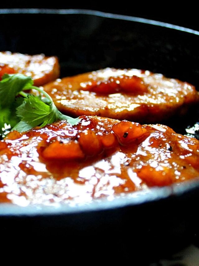 pan fried pork chops glazed with apricots and wine
